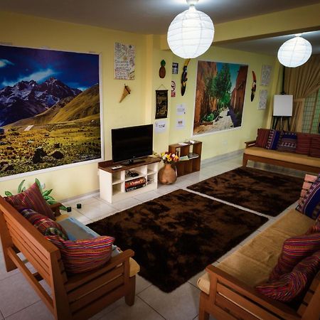 Mama Backpackers Hostel ลิมา ภายนอก รูปภาพ