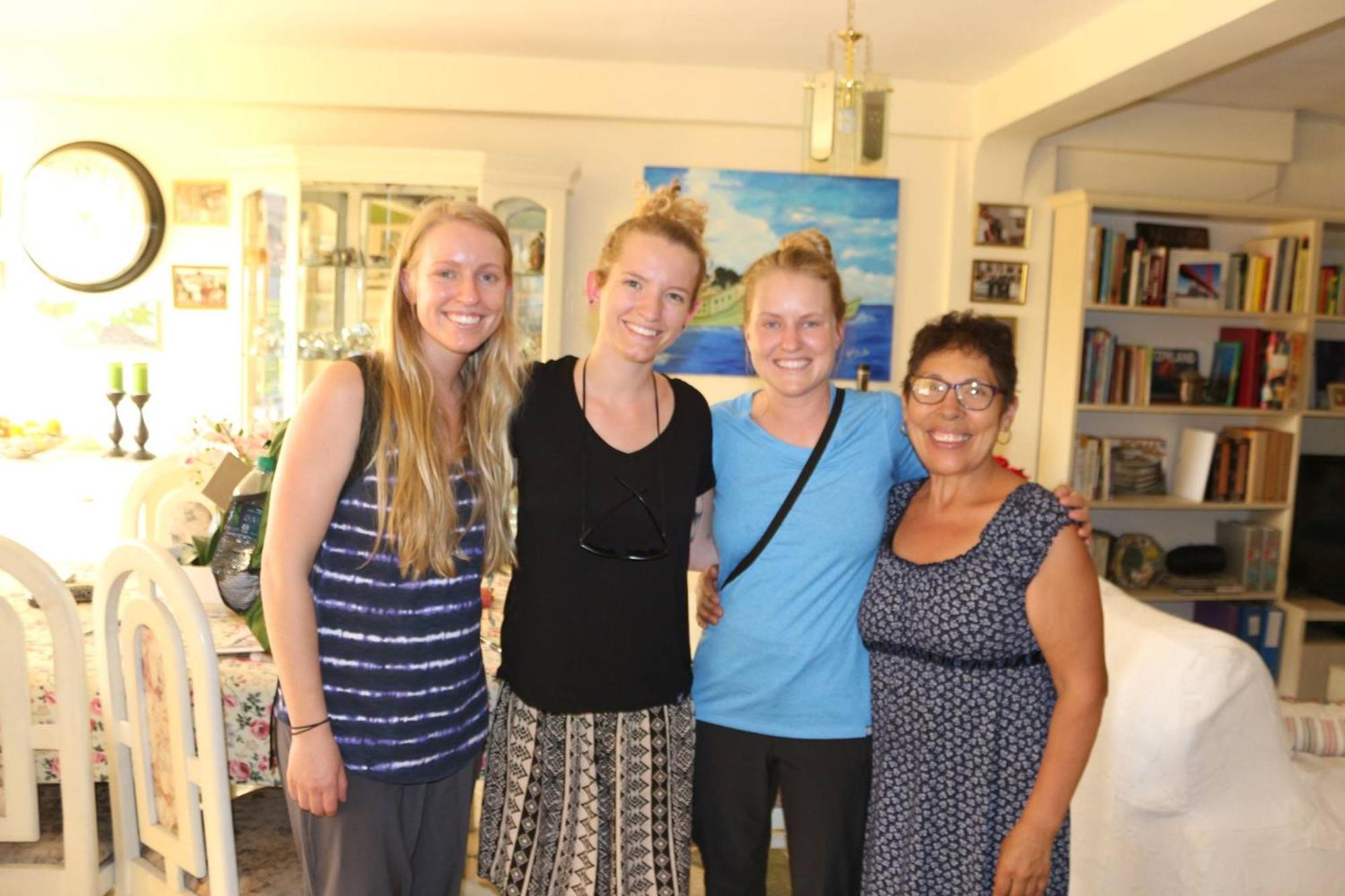 Mama Backpackers Hostel ลิมา ภายนอก รูปภาพ